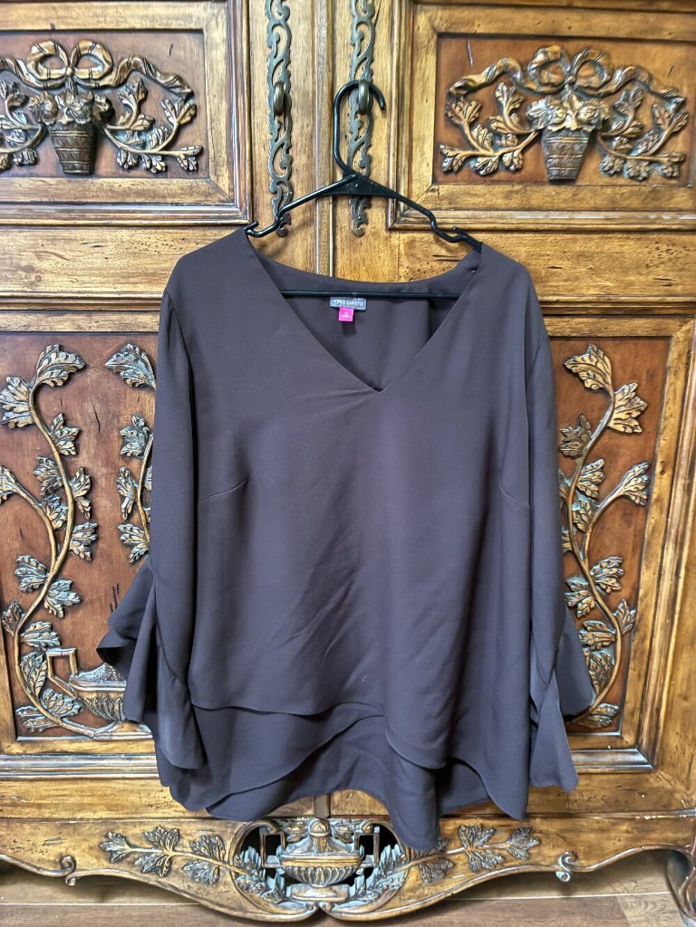 Women's Vince Camuto Brown V-neck Blouse Top Size 2X Boho Bell Sleeve Festival.